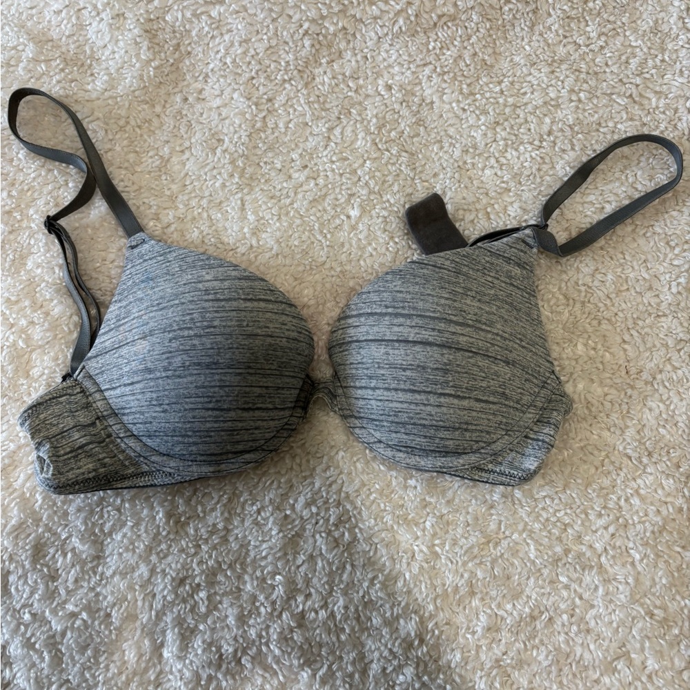 PINK Victoria's Secret Heathered Gray Bra